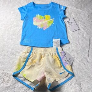 Nike Girls 2 Piece Coconut Milk Set 2T Blue Heart Graphic Dri Fit T Shirt Shorts